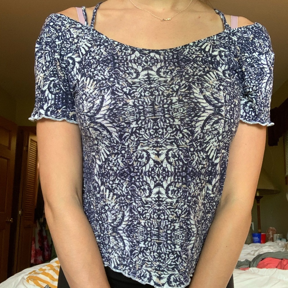 Blue and white top